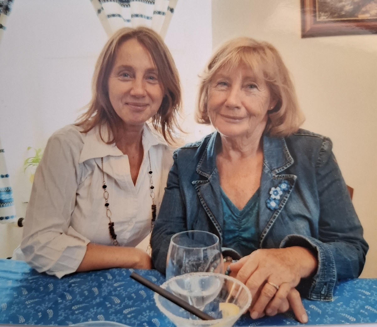 Danyi Judit édesanyjával