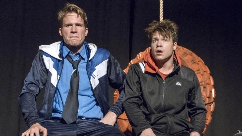 Benkő-Kovács Gergő és Varga Ádám, a Kövek című előadás szereplői