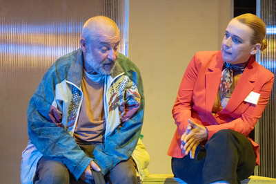 Akár • Akárki Akár • Akárki